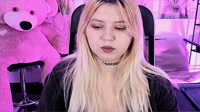 دردشة DiaAngell الجنسية المباشرة