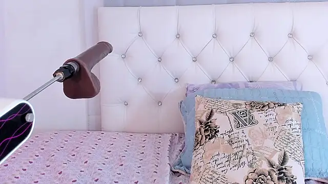 Emma_lorense22 Adlı Modelin Canlı XXX Sohbeti