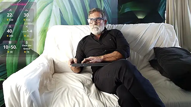 LukeCrews Show Webcam