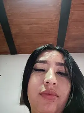 MelinaCruz Adlı Modelin Canlı XXX Sohbeti