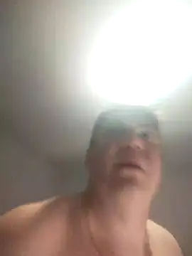 Lokomotivvv0707's Live XXX Chat