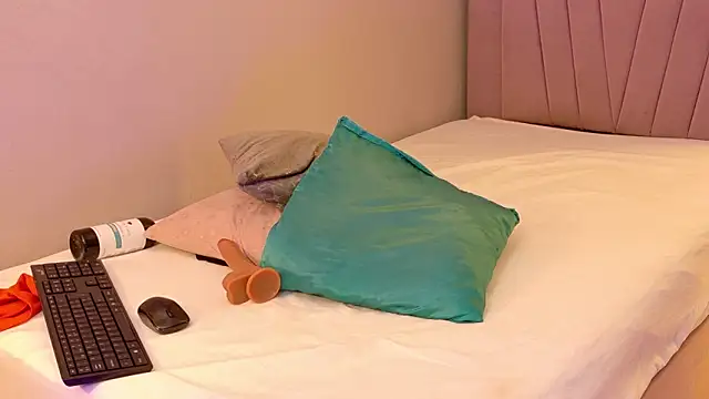 Czat XXX na żywo – meli_peach1