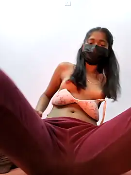 Noor-09- Live XXX-Chat