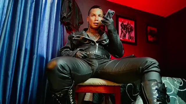 Leonnardo_Jaramillo's Live XXX Chat