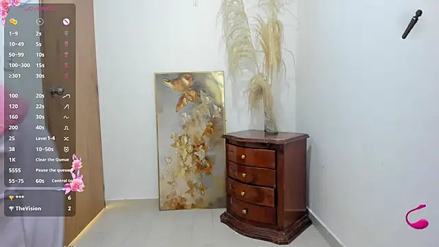 Chatroom XXX en direct de jessyegoldenn