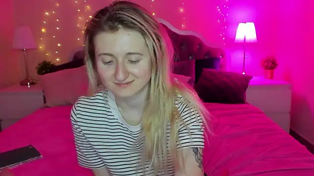 CamillaDreamer: онлайн-секс-чат