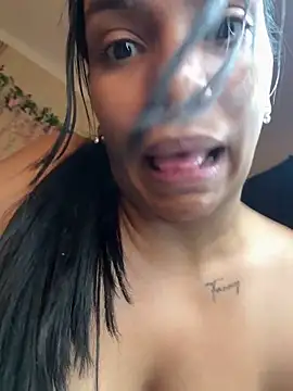 Chat XXX ao vivo de ArielleMillerr-