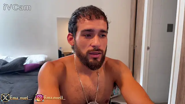 Emanuell__'s Live XXX Chat