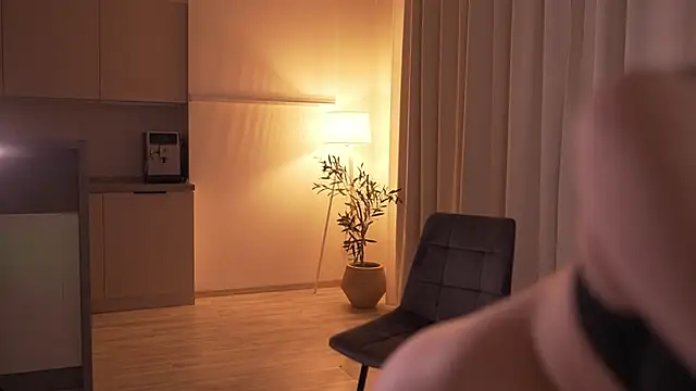 Czat XXX na żywo – Faster_maci