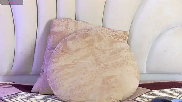 kiaratentation's Live XXX Chat