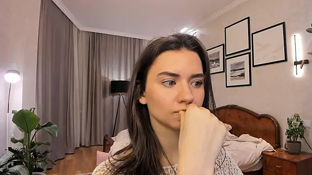 NicoleLuv: онлайн-секс-чат