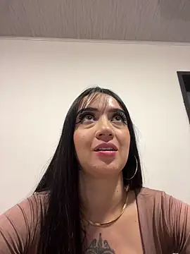 EmmyEvans1: онлайн-секс-чат