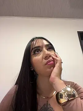 Chat XXX en directo de EmmyEvans1