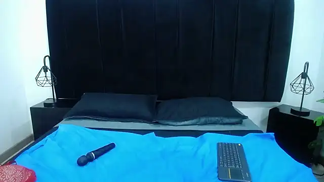 Chat XXX ao vivo de CamiilaReyes