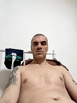 DOMINATOR_SIR-MASTER Adlı Modelin Canlı XXX Sohbeti