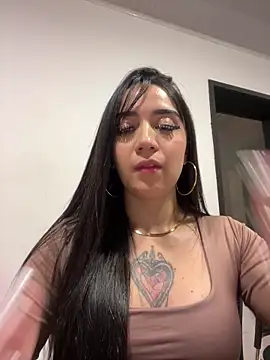 EmmyEvans1: απευθείας συνομιλία ΧΧΧ