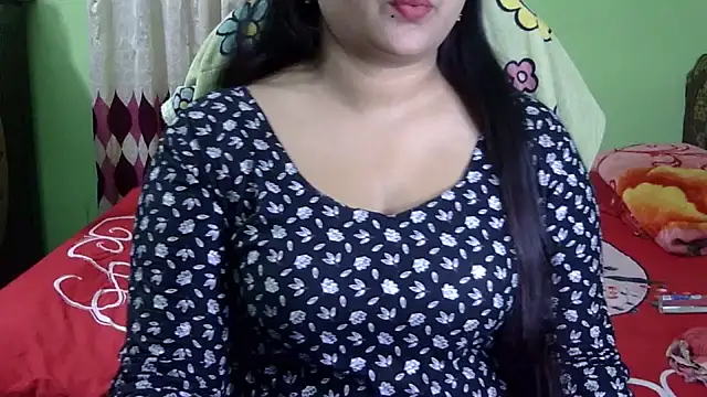 BengaliQueenStar: онлайн-секс-чат