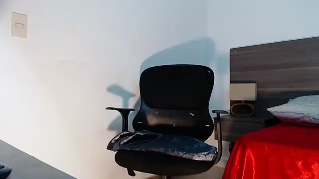 Mila_cams1_ Live XXX-chat