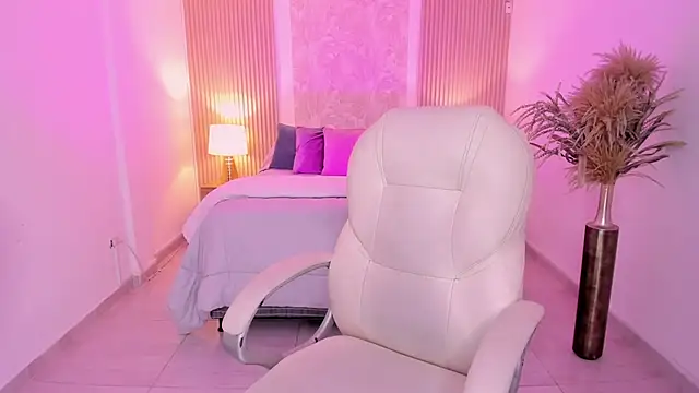 ellie_evans_ Live XXX-Chat