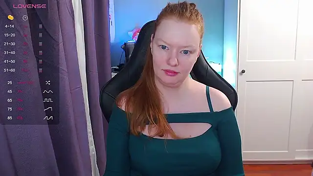 Lady_Inari live XXX chat