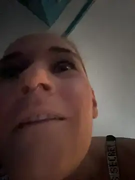 Chatroom XXX en direct de lolabunny9