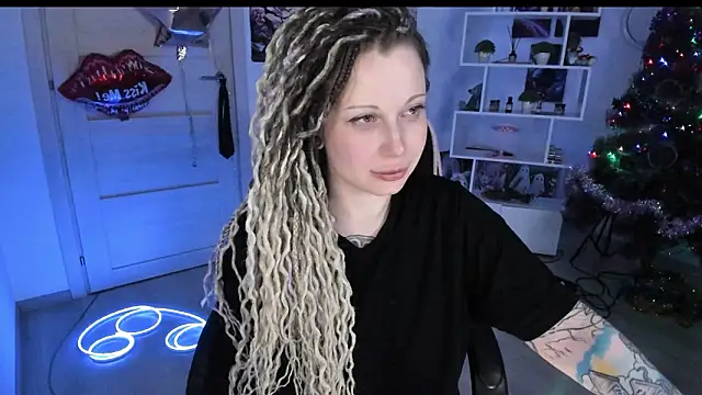 Chat XXX en directo de HoneySallyMoore