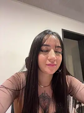 EmmyEvans1's Live XXX Chat