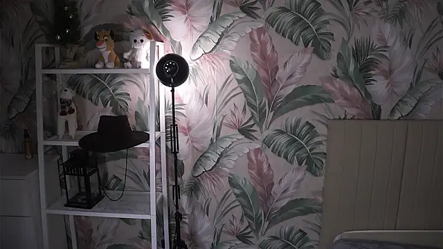 MarlinVarian's Live XXX Chat