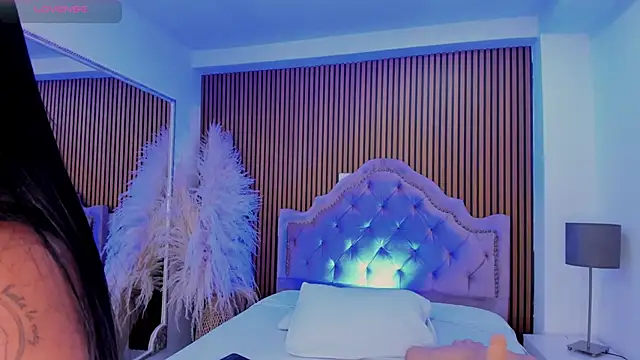 SelenaStonne's Live XXX Chat