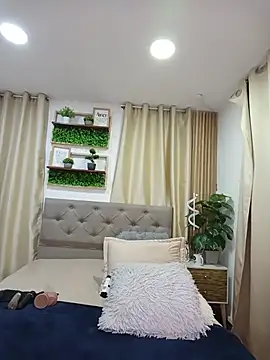 sasi_luna élő XXX-chatje