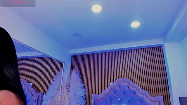 SelenaStonne Chat XXX live