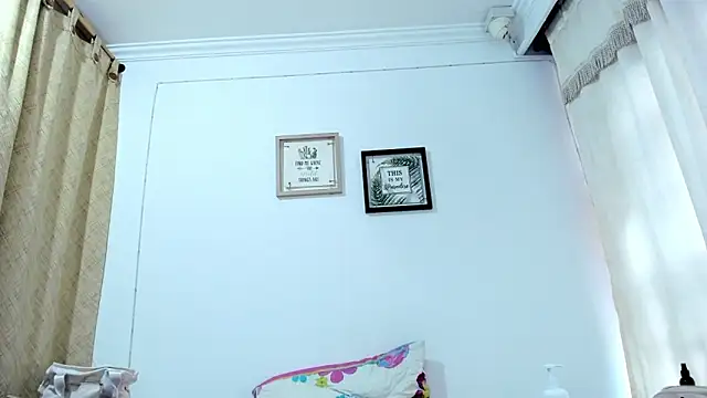 selena_jhonson: онлайн-секс-чат