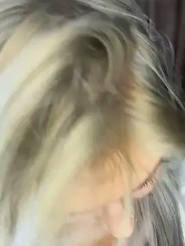 LittleMissEeve's Live XXX Chat