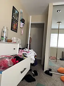 Evie-Luna Live XXX-chat