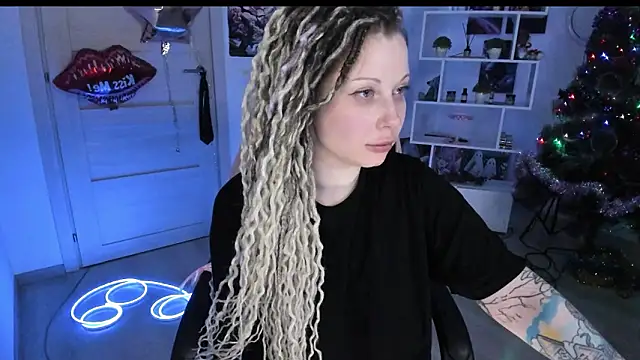 Chat +18 de HoneySallyMoore ao vivo