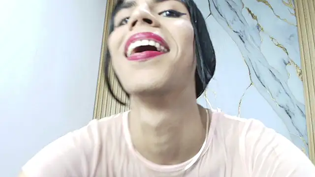 Luluu_08 Chat XXX live