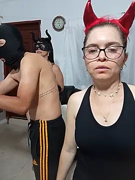 Show Webcam de chiquitahot69