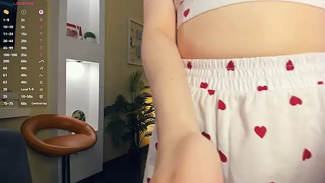 exposed_lizzy élő XXX-chatje