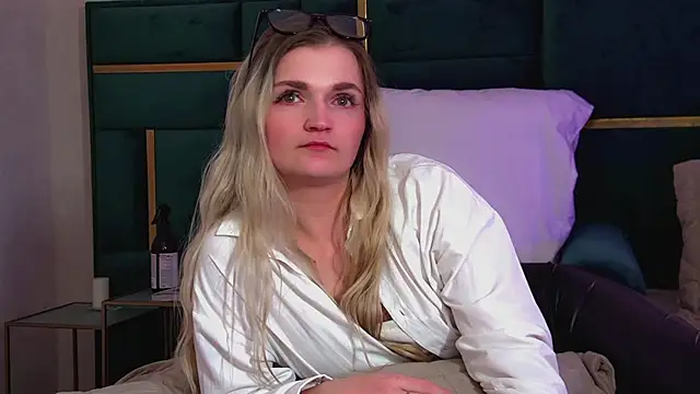 AnnyRaii Live XXX-chat