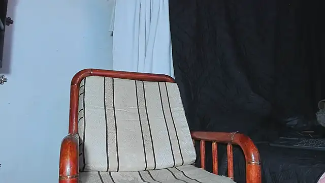 Živý XXX chat damn_fox