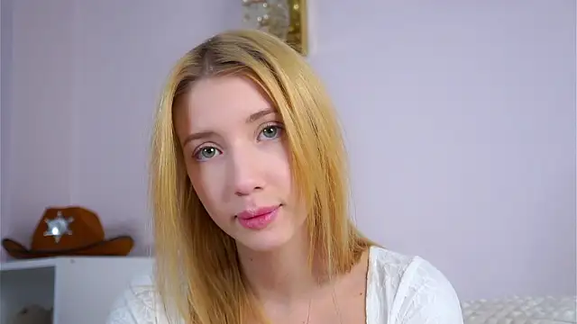 SunnivaCovil 라이브 XXX 채팅