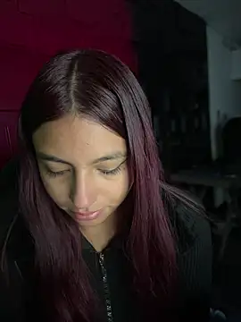 Emily-teen élő XXX-chatje