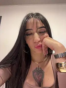 Chatroom XXX en direct de EmmyEvans1