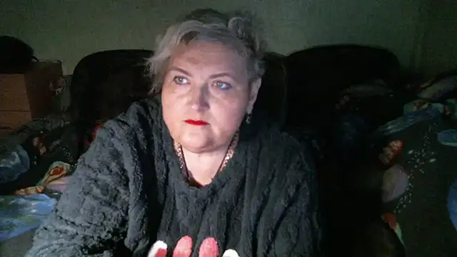 Lana555: онлайн-секс-чат