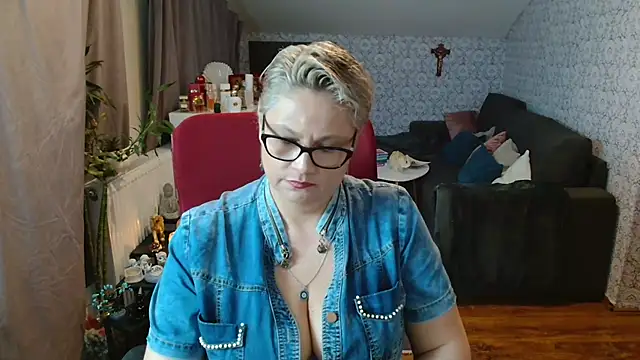 bigtits4you 现场XXX聊天