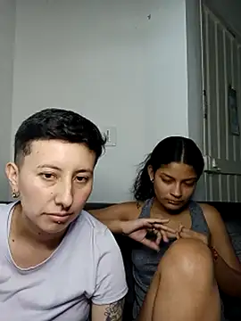 Chat XXX en directo de Mei_and_Gaby