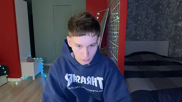 AlexFH live XXX chat