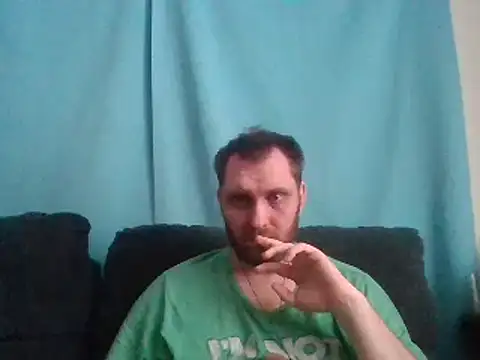 helpfulhandysub: διαδικτυακό σόου στην κάμερα