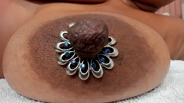 Chat XXX en directo de zara_lopez