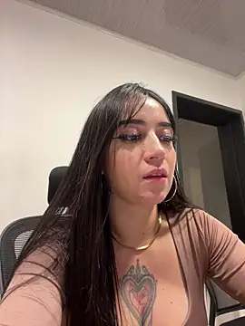 EmmyEvans1 Chat XXX live